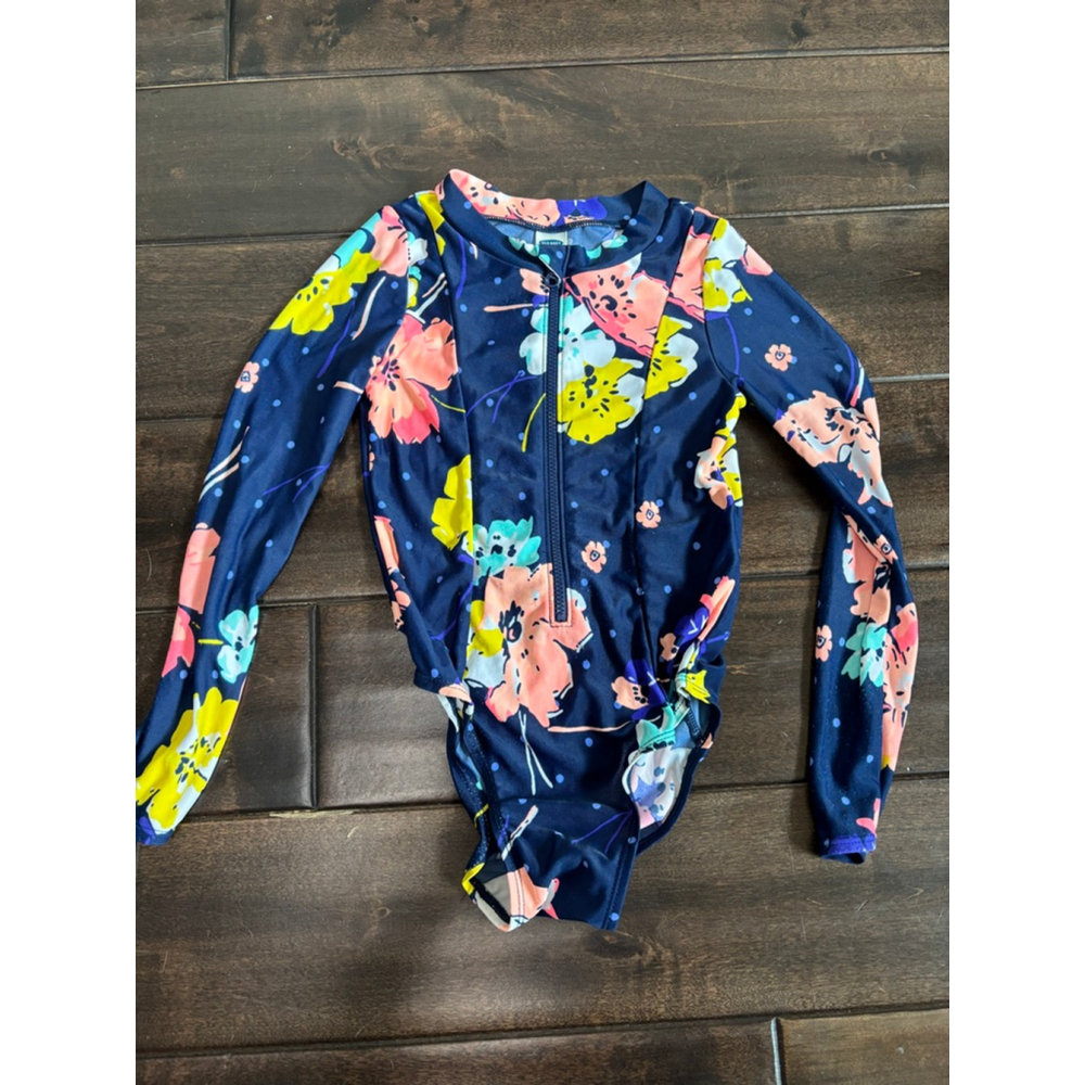 5/$25 Kids Old Navy long sleeved one piece swimsuit Navy Floral Print Size 4T